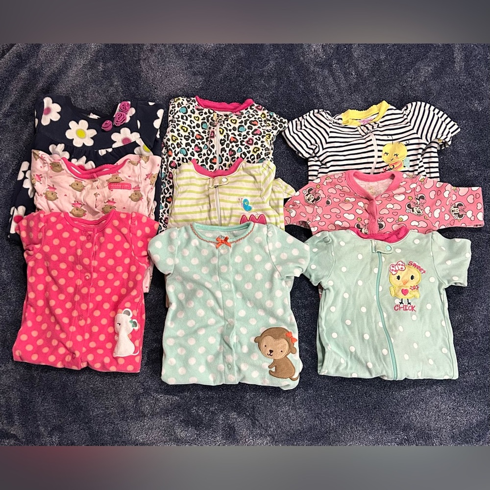 Baby Girls Sleepers Bundle Lot Size 6-9 Months